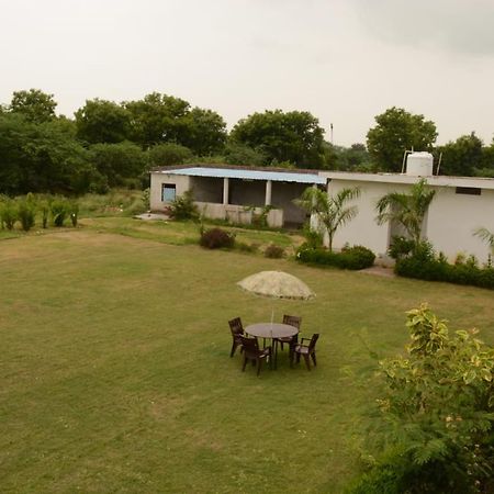 Hotel Radha Rani Mahal Khajuraho Luaran gambar