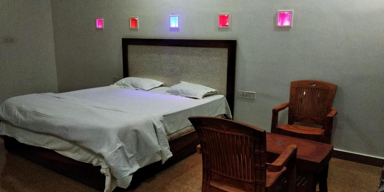 Hotel Radha Rani Mahal Khajuraho Luaran gambar